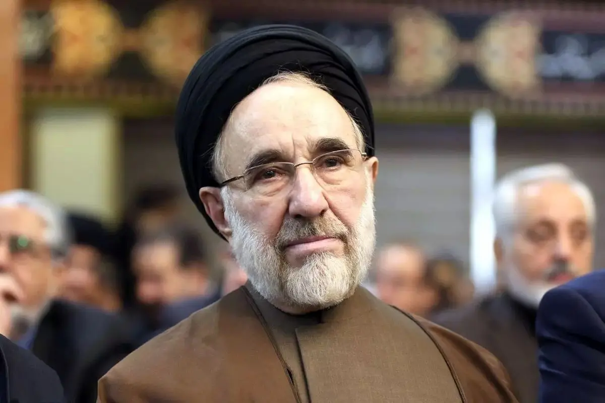 سید محمد خاتمی: نکند اشتباه کنیم و بگوییم مردم ما را تأیید کردند؛ مردم ایران را تأیید کردند
