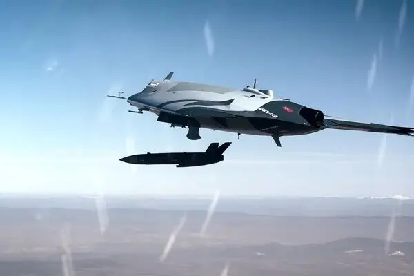 پرواز موفق پهپاد پنهانکار ترکیه