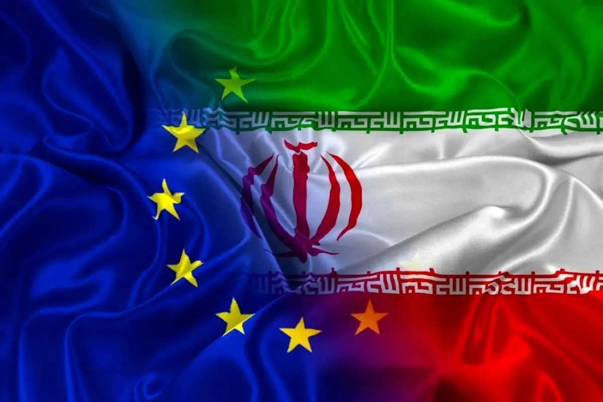کوروش احمدی: غرب به شروط ایران تن نخواهد داد 