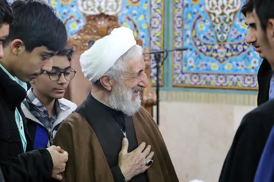 عکس؛ کاظم صدیقی و درس‌ اخلاقی با طعم لبخند