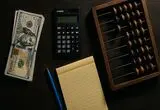 پیش‌بینی قیمت دلار در مهر ۱۴۰۵؛ دلار روی پله ۲۳۵ هزار تومان متوقف می‌شود؟