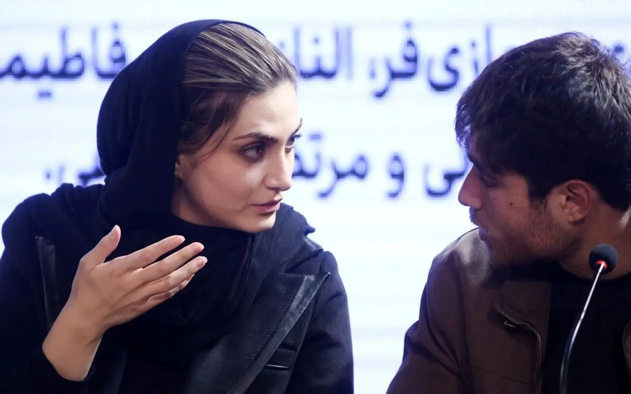 تصاویری از النار ملک در دومین روز جشنواره فیلم فجر 