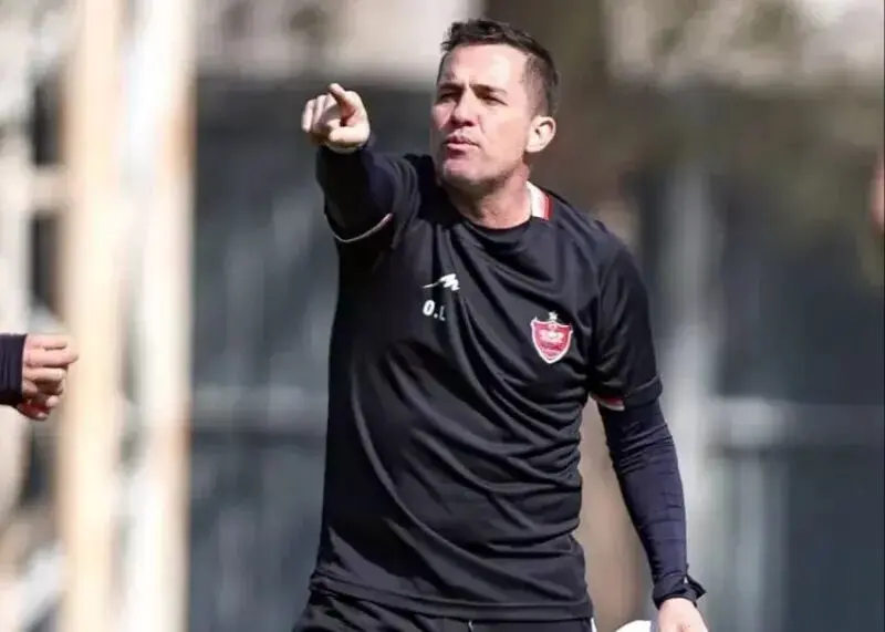 اعلام جزئیات توافق اوسمار با پرسپولیس برای پایان همکاری


