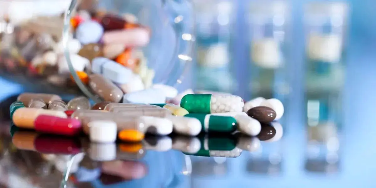 لیست اقلام دارویی دچار کمبود در داروخانه‌ها/ از «ژلوفن» تا «کلونازپام»