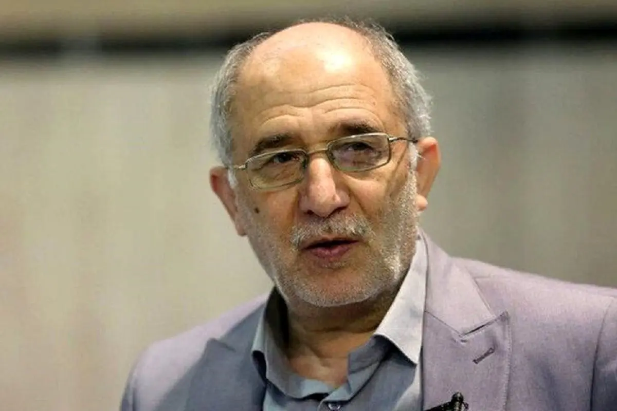 حسین علایی: روش‌های قدیمی جواب نمی‌دهد، اینترنت را باز کنید  