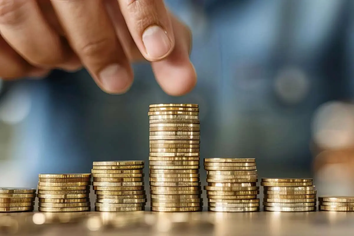 جنگ با مشکلات ساختاری؛ سیاست‌های اقتصادی پزشکیان در یک سال گذشته جواب داد؟

