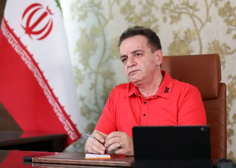 پیام و توصیه زنوزی در جشن قهرمانی به تراکتوری‌ها