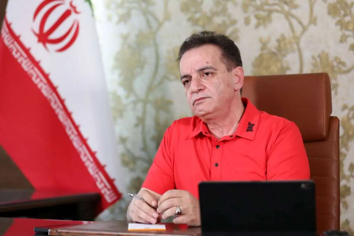 پیام و توصیه زنوزی در جشن قهرمانی به تراکتوری‌ها