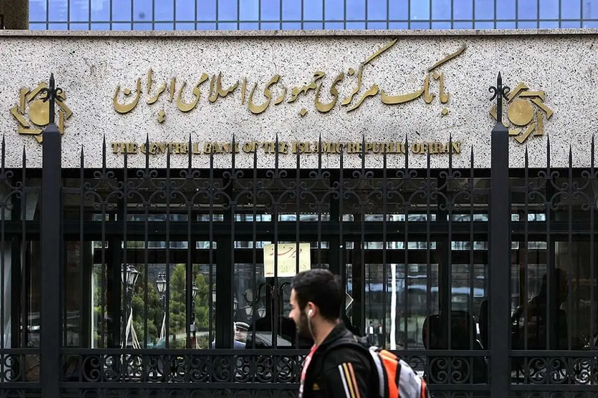 فرزین در برابر سیف؛ دلار تک‌نرخی پروژه ملی می‌شود؟