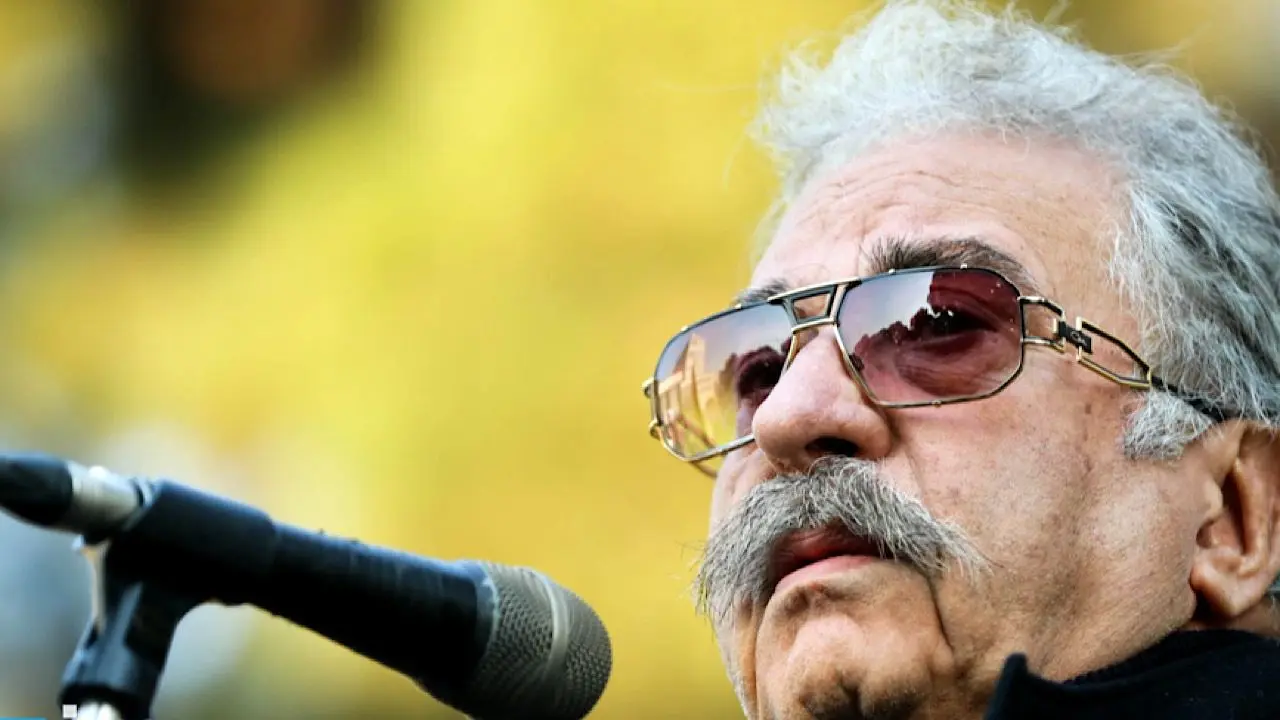 صحبت‌های احساسی فرزانه کابلی در مراسم تشییع همسرش هادی مرزبان