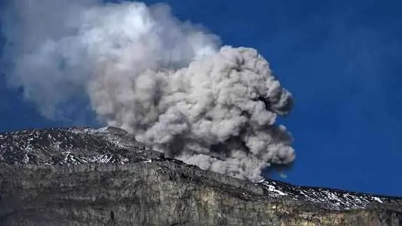 فوران آتشفشان پوراسه در کلمبیا