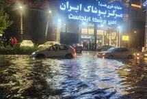 آب‌گرفتگی شدید معابر رشت پس از بارش‌ها