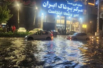 آب‌گرفتگی شدید معابر رشت پس از بارش‌ها