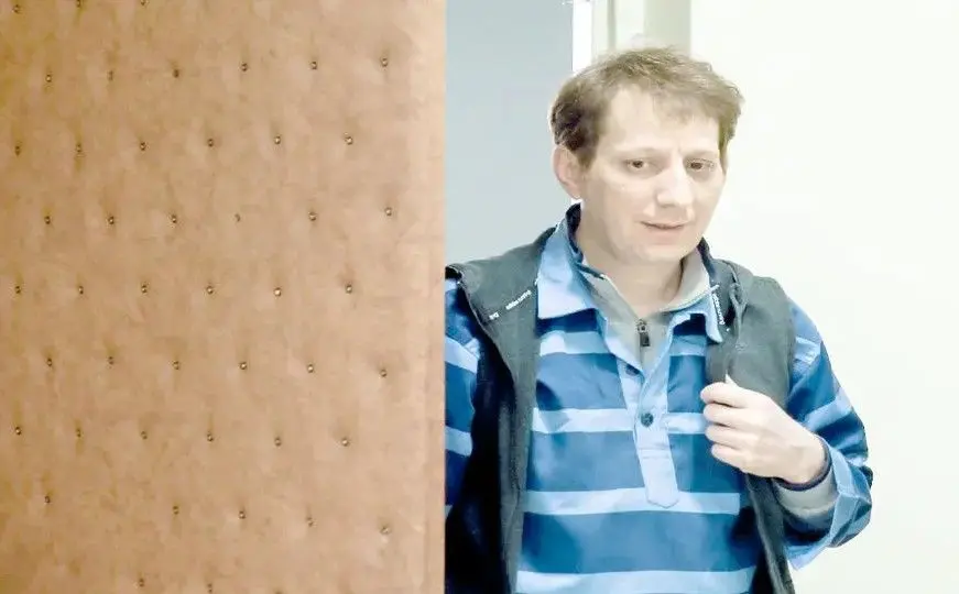 آیا واگذاری مسئولیت دورزدن تحریم به بابک زنجانی‌ها کار درستی است؟/ با اعتماد جامعه چه می‌کنید