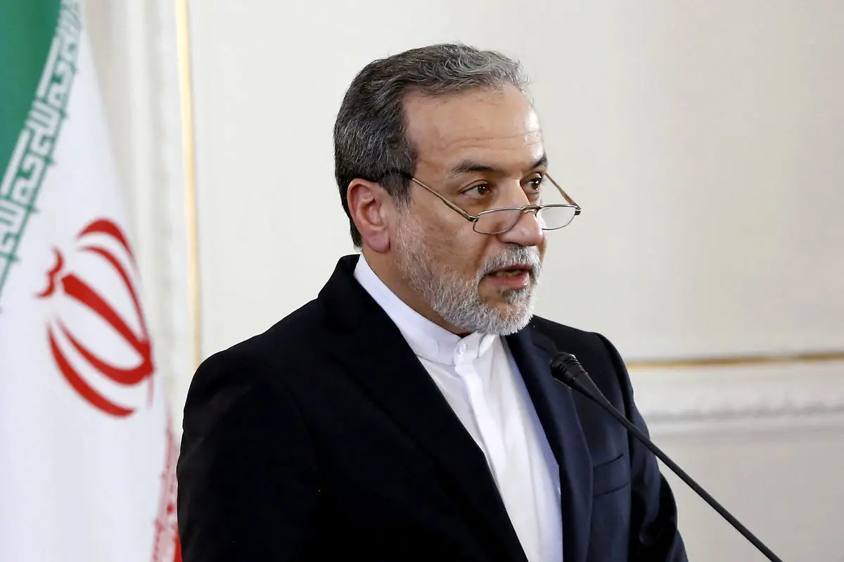 عراقچی: چون برخی بندهای برجام به نفع ایران است از آن خارج نمی شویم  