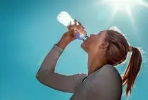 جلوگیری از کم‌آبی بدن در تابستان؛ ۴ نوشیدنی برای هیدراتاسیون 