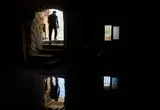 تصاویر؛ فلسطینی‌ها به زندگی در غارها پناه بردند
