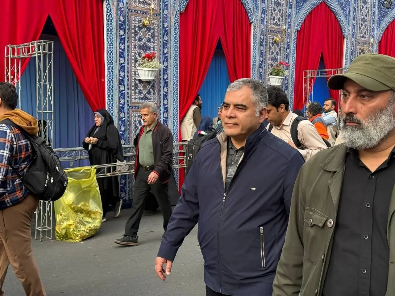تصاویر؛ وزیر نفت در جمع امام رضا‌یی‌ها