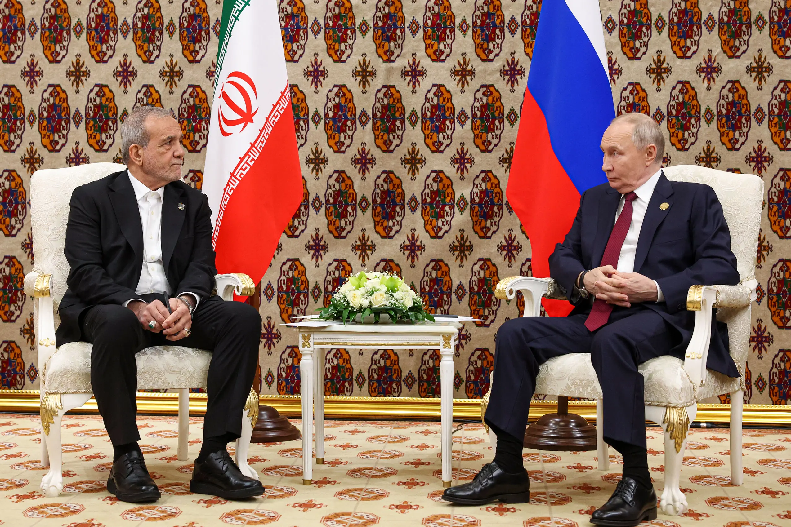 حرف پزشکیان در باره طول مسیر راه‌آهن رشت ـ آستارا درست بود یا اظهارات پوتین