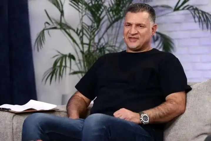 شباهت عجیب تام هاردی و علی دایی