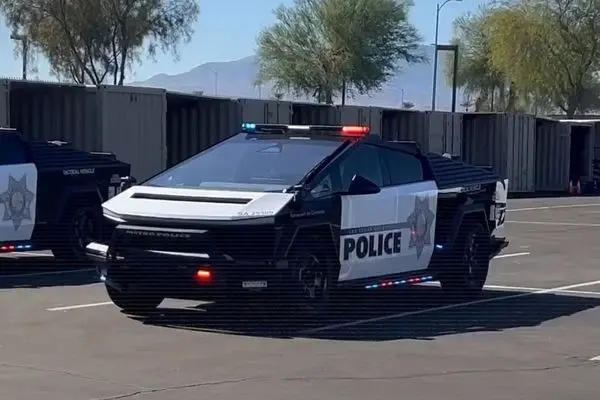ببینید؛ پلیس لاس‌وگاس ناوگان جدیدی از «تسلا سایبرتراک» راه‌اندازی کرد 