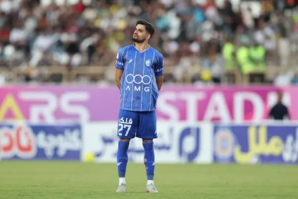 ببینید؛ کتری آب جوش روی پرسپولیسی‌ها ریختم!