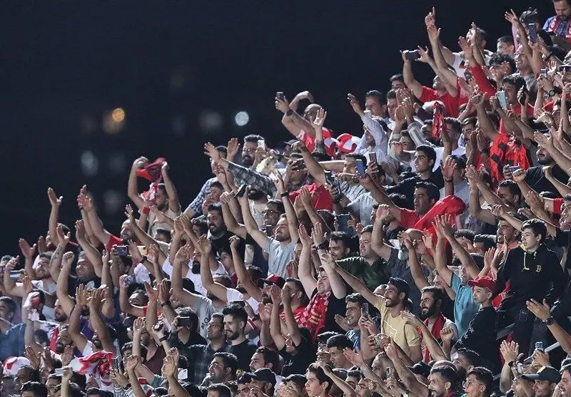 جریمه نقدی پرسپولیس به دلیل استفاده تماشاگران از بلندگو

