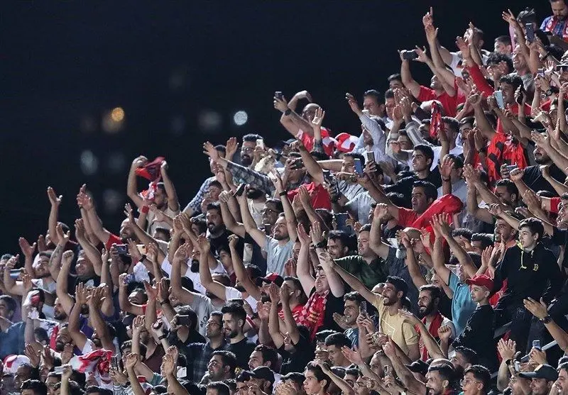 جریمه نقدی پرسپولیس به دلیل استفاده تماشاگران از بلندگو

