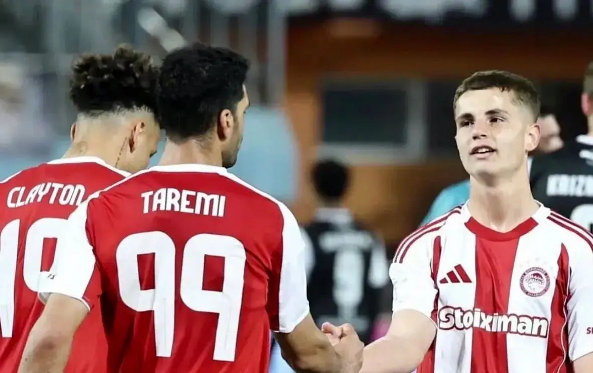 حرکت تحسین‌آمیز مهدی طارمی در دیدار المپیاکوس - اوفی کرت

