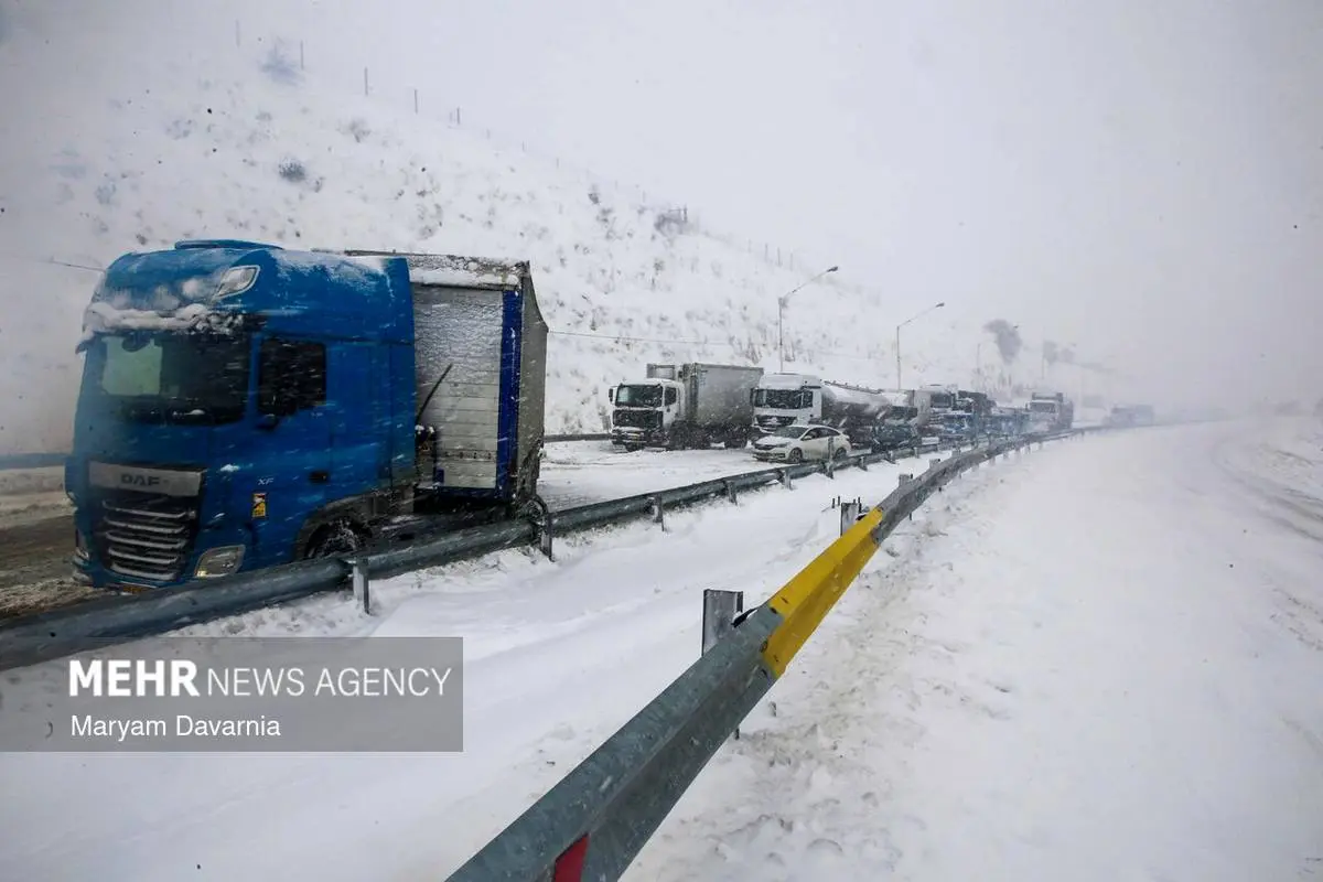 تصاویر؛ گیر کردن خودروها در گردنه برفی امین‌الله بجنورد 9