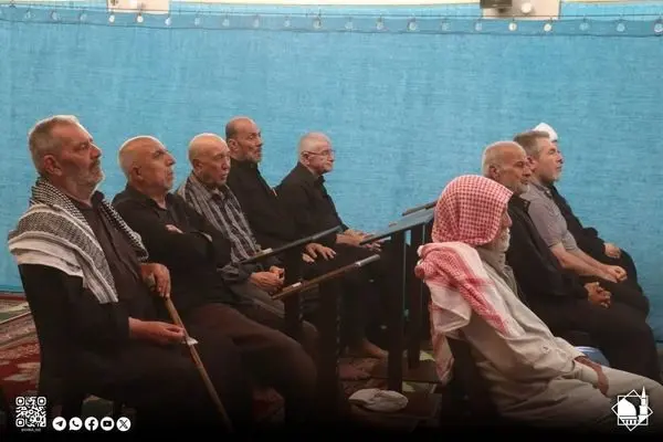 تصاویر؛ تکذیب بسته بودن حرم حضرت زینب(س)