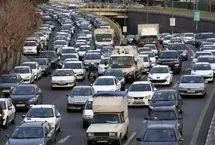 ترافیک سنگین در آزادراه تهران ـ شمال/ احتمال اجرای محدودیت مقطعی