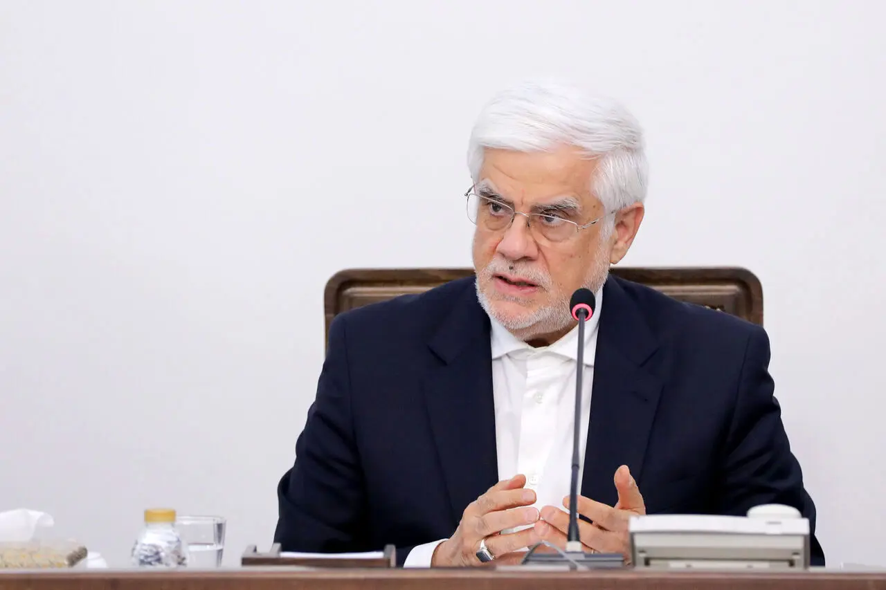 ببینید؛ عارف: نقش نهادهای نظارتی، مچگیری نیست