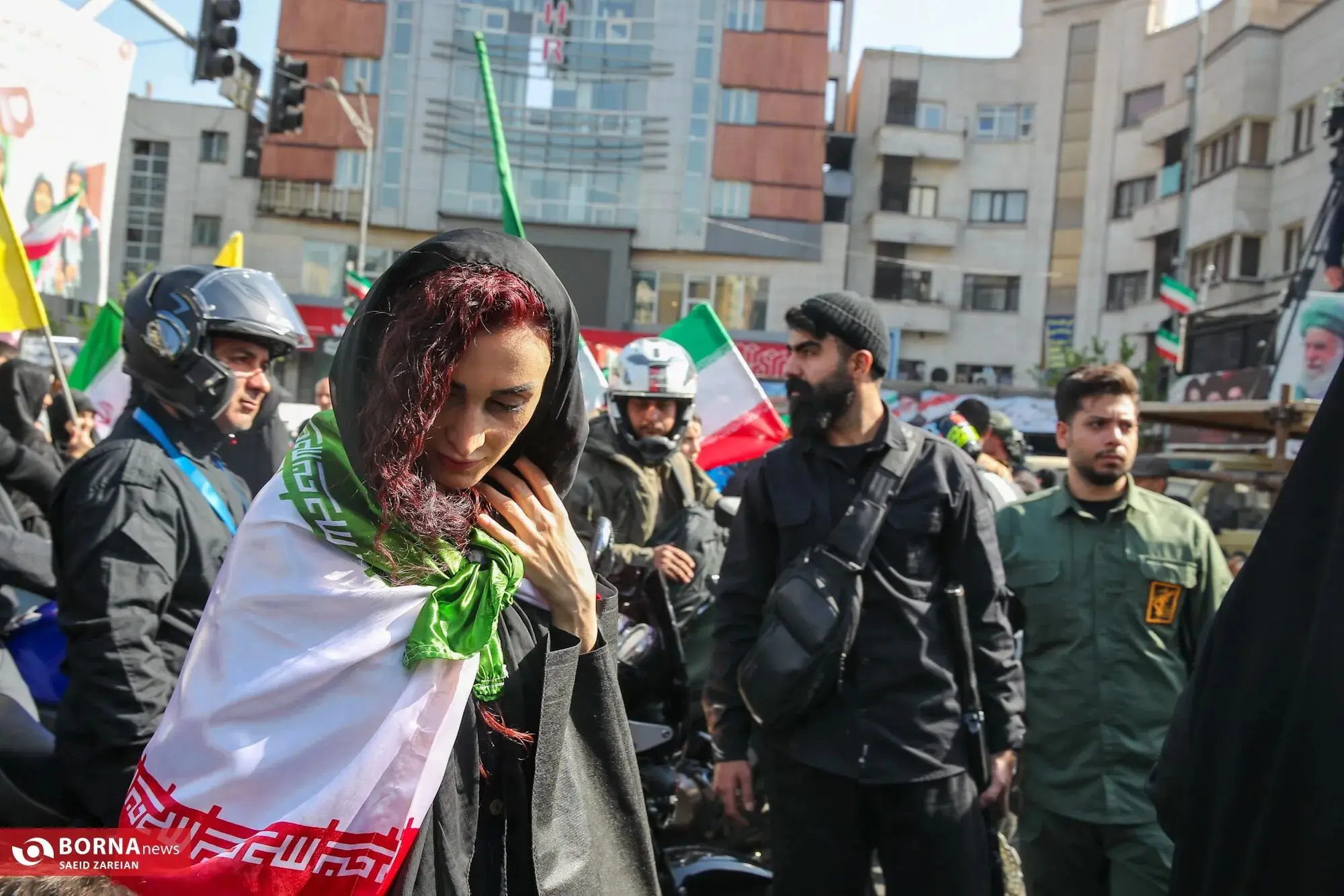 تصاویر خبرگزاری فرانسه از راهپیمایی دختران جان‌فدای ایران