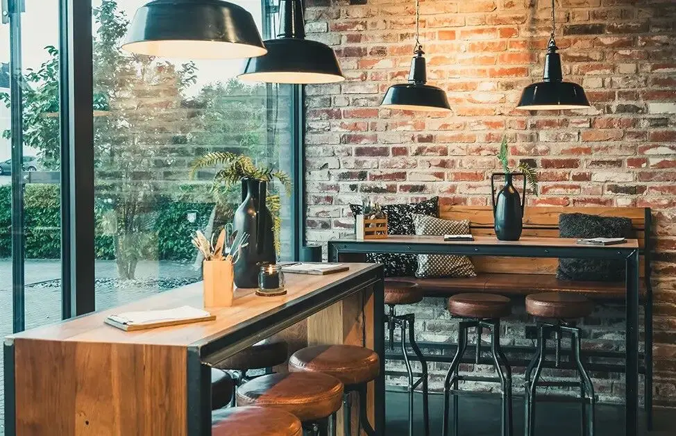 دومینوی تعطیلی کافه‌ها