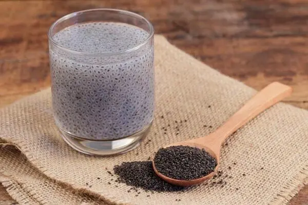 آیا نوشیدنی آب لیمو و دانه چیا واقعا باعث لاغری می شود؟