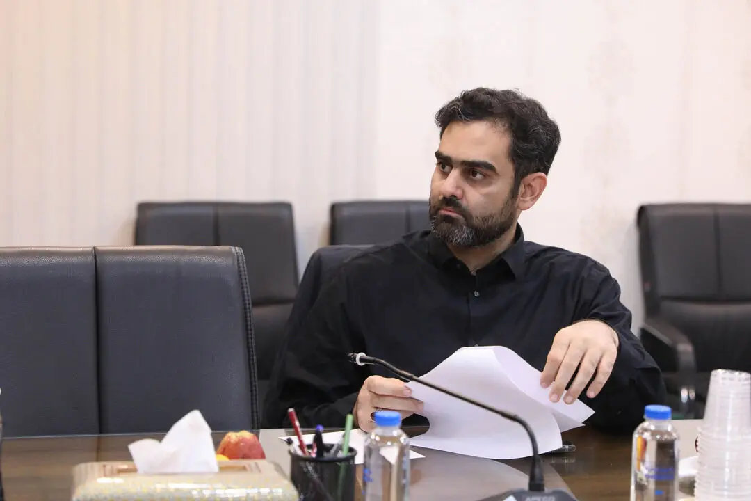 ثابتی: اگر اورانیوم را بدهیم احتمال اینکه بمب هسته‌ای بزنند بیشتر می‌شود