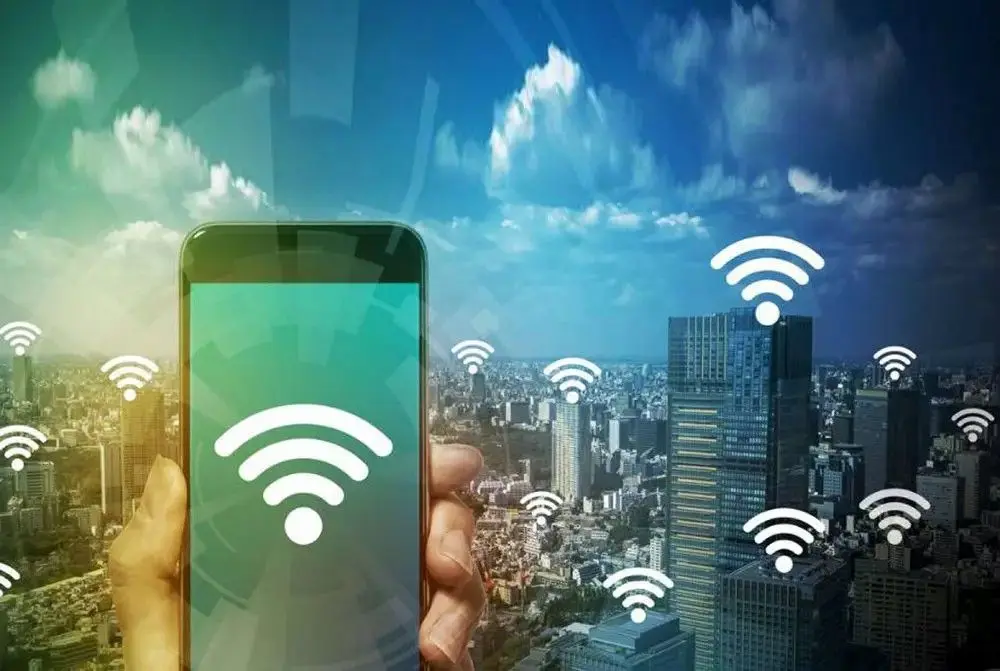 توصیه‌های بهزاد اکبری، معاون وزیر ارتباطات برای رفع تداخل Wi-Fi