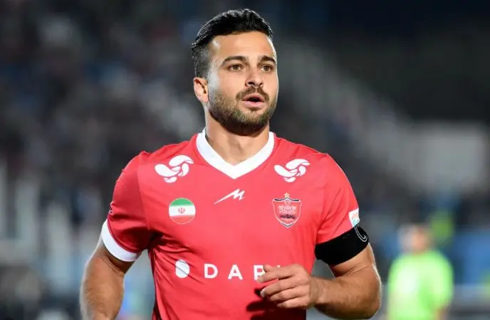 ببینید؛ خطای پنالتی سروش رفیعی مقابل ملوان