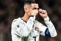 با وجود اخراج جنجالی؛ رونالدو بازهم به ورزشگاه می‌ورد!