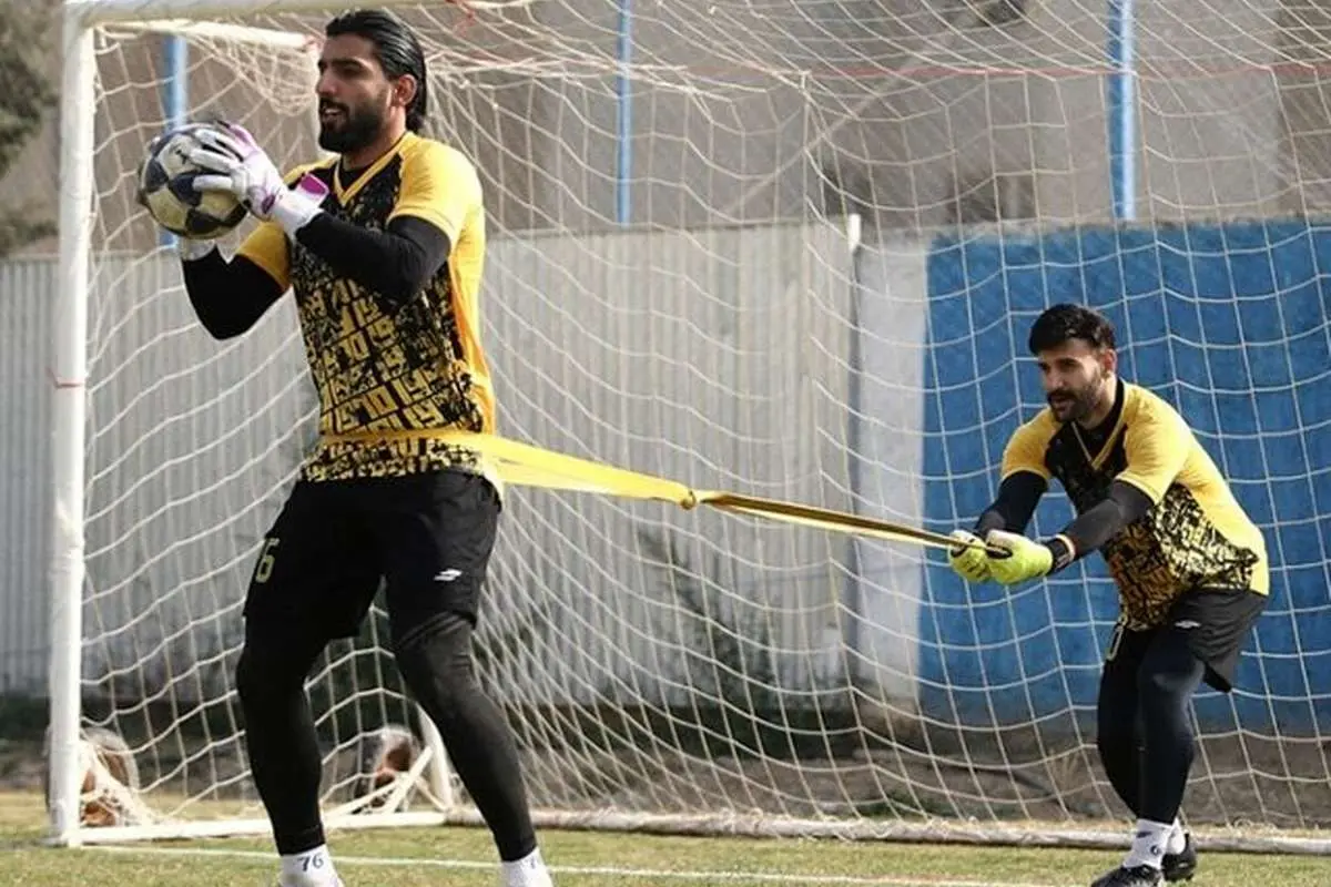 دروازه‌بان استقلال مقابل الوصل مشخص شد

