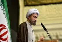 امام جمعه شیراز: ما یک ایران تنها بیشتر نیستیم و طرف مقابل همه کفر هستند