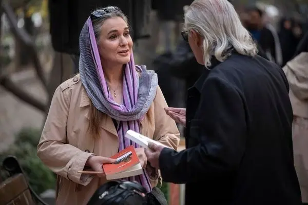 تصاویر؛ پیاده‌راه کتاب در بلوار کشاورز