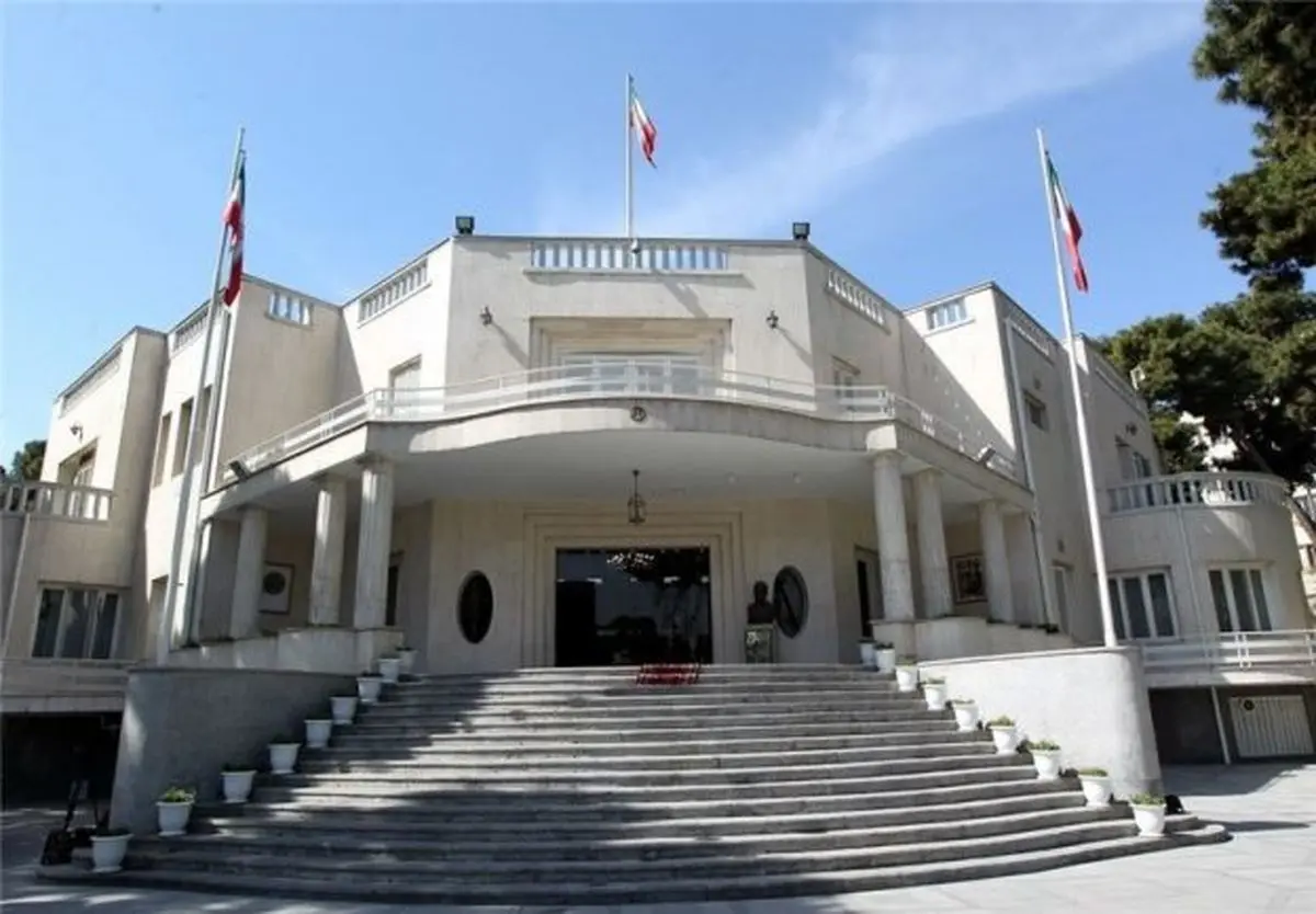 مجموعه دفتر رهبری در پاستور قبل و بعد از حمله 