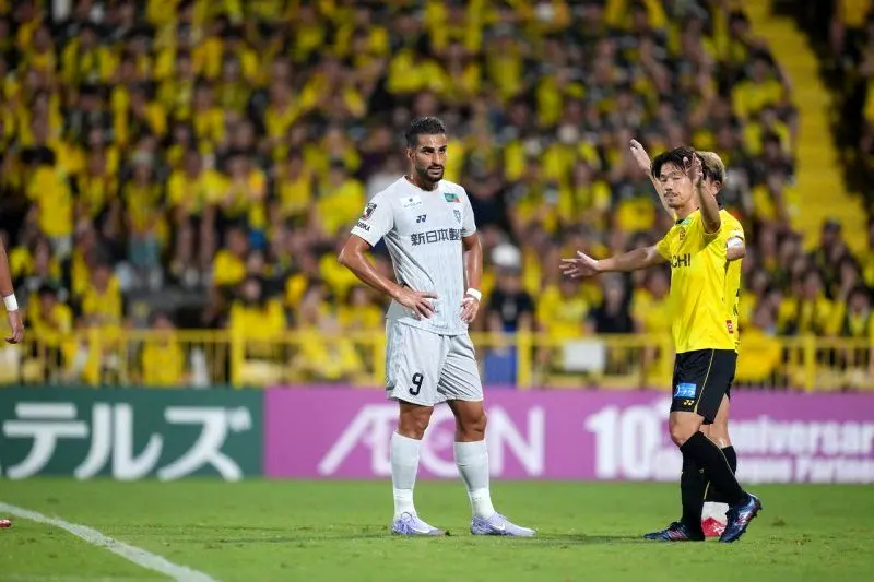 گزارش رسانه ژاپنی از لژیونر ایرانی: شهاب در ۲ کشوری بوده که جنگ شده!