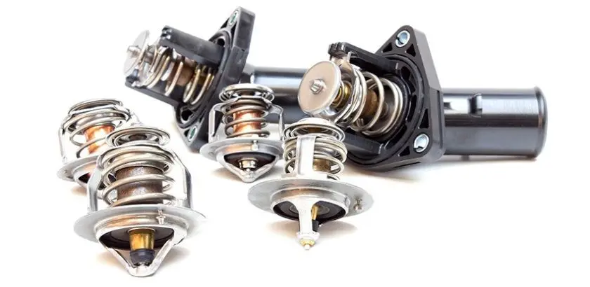 خراب شدن ترموستات چه بلایی بر سر موتور خودرو می‌آورد؟