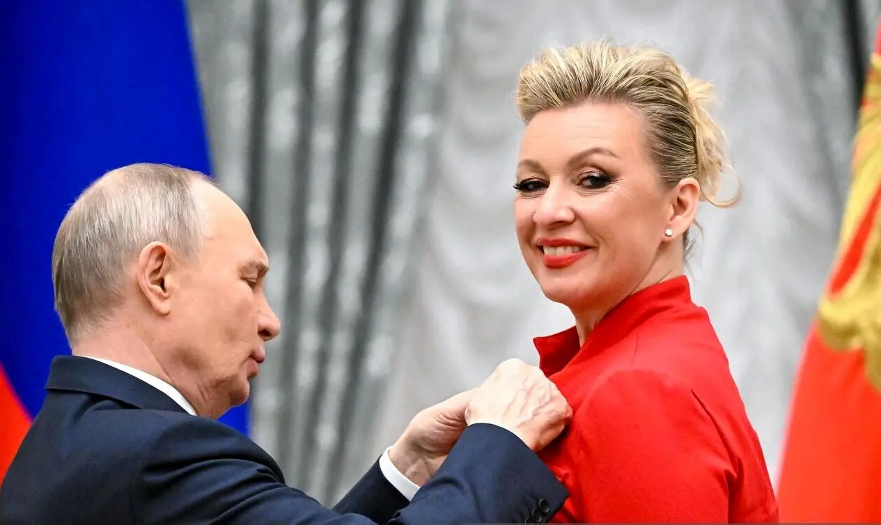 زاخارووا از پوتین نشان لیاقت گرفت