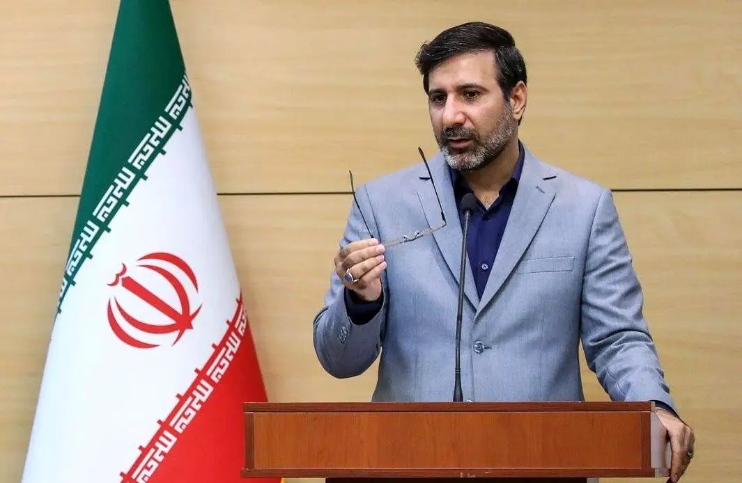 پاسخ طحان نظیف به توئیت اخیر ضرغامی/ این ادبیات شایسته یک رجل فرهنگی نیست