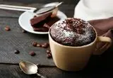 طرز تهیه سوفله شکلاتی؛ دسر سه سوته با سه قلم مواد