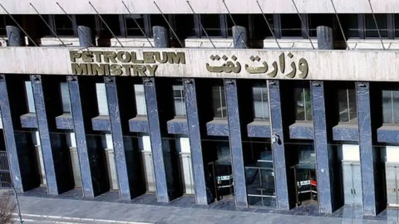 تکذیب مصرف سوخت مایع در نیروگاه های ری و پرند
